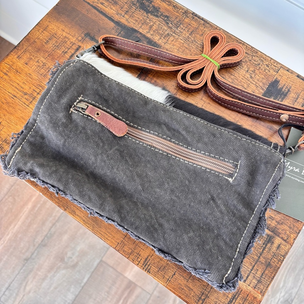 Myra Bag Two-Tone "Slingshot small & Crossbody Bag" Convertable Clutch - Picture 8 of 12